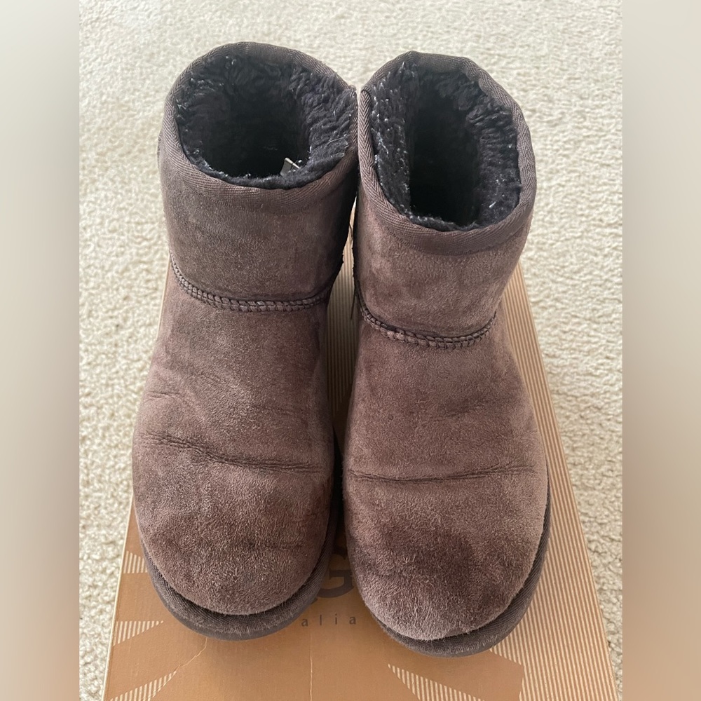 GC Ugg Classic Mini Boot, Chocolate, 7